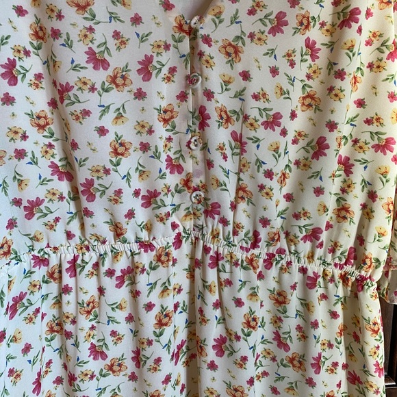 {Lost&Wander} floral cottage mini dress - Picture 5 of 15